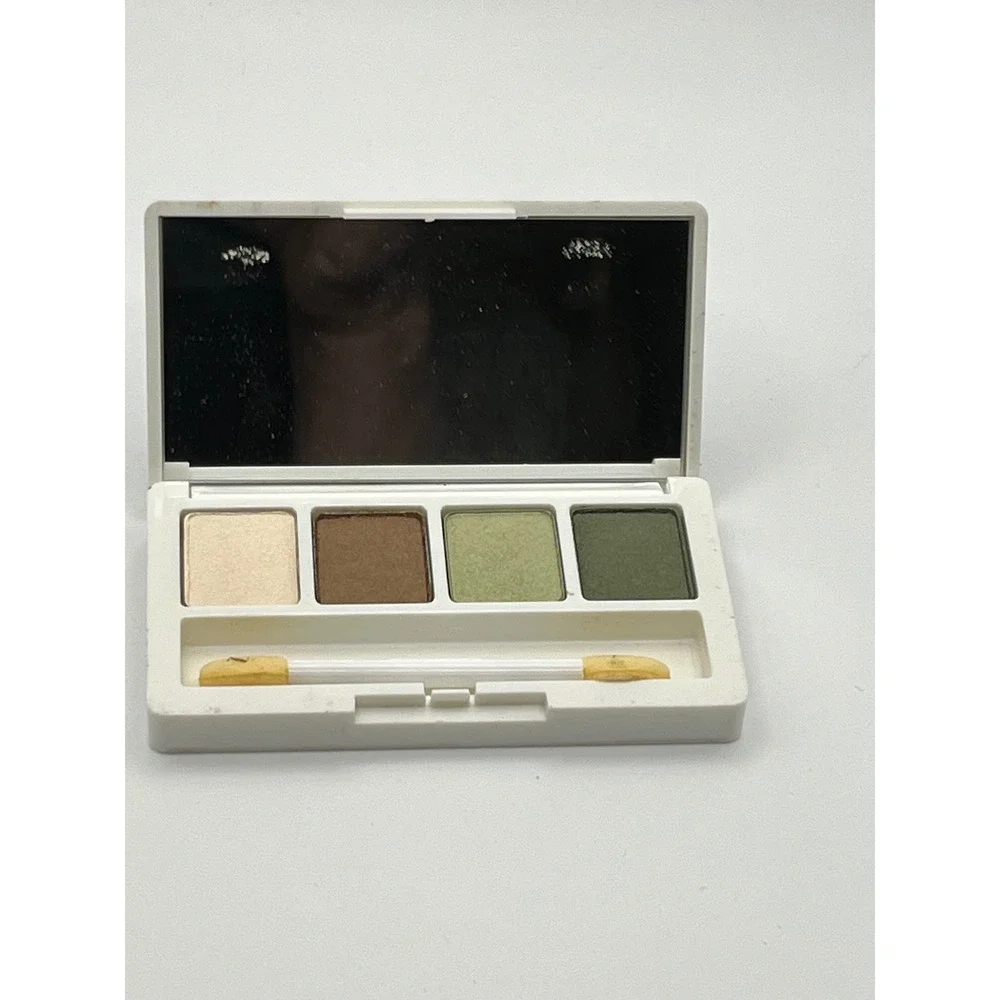 Clinique All About Shadow Quad On Safari Lemongrass Buttered Toast DB3 0.08oz